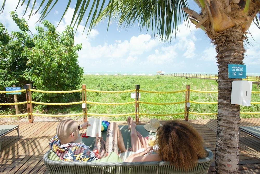 Lounge Resort 3*