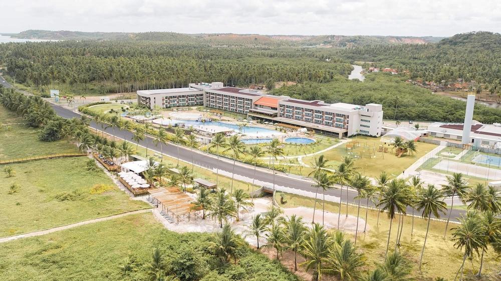 Lounge Resort 3*